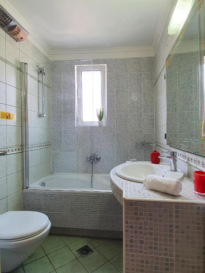 Villa Smeralda Sarande Ngoại thất bức ảnh