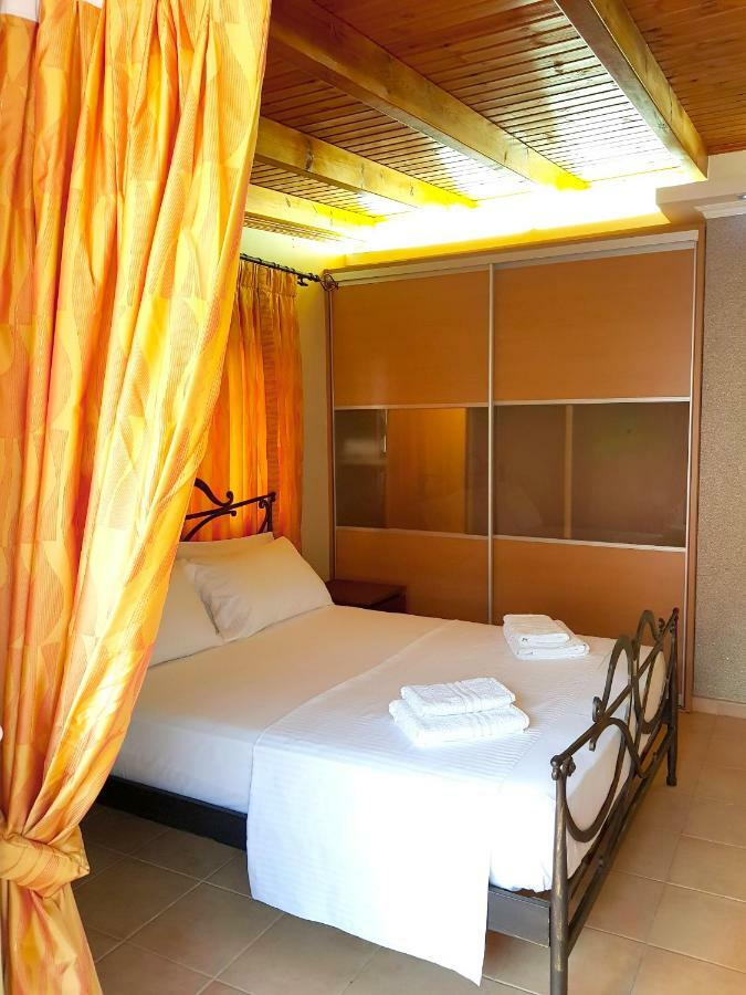 Villa Smeralda Sarande Ngoại thất bức ảnh