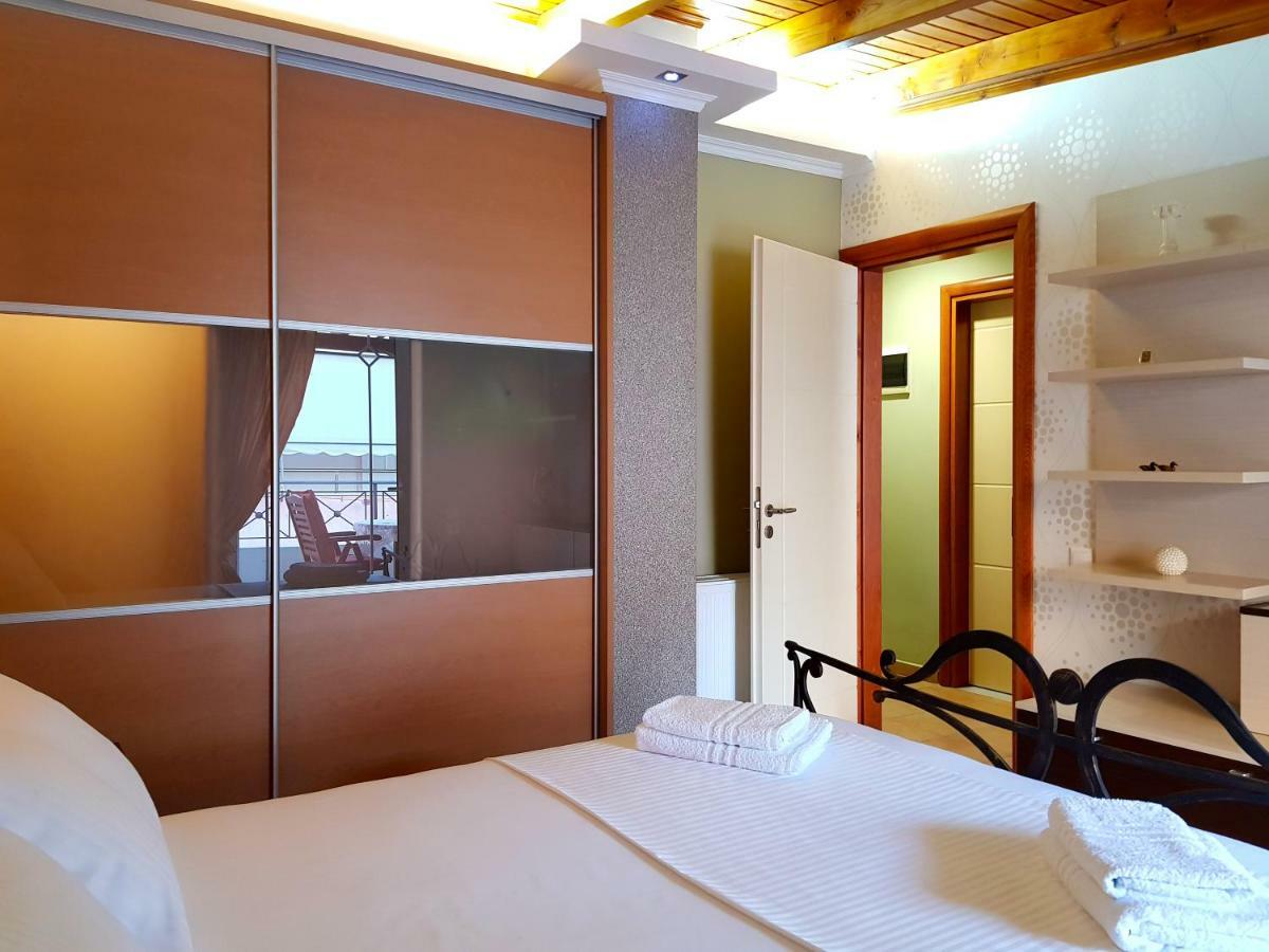 Villa Smeralda Sarande Ngoại thất bức ảnh